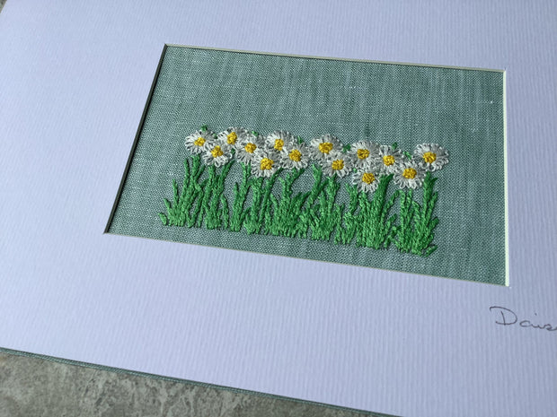 Daisy Flowers Stamped Embroidery Kit